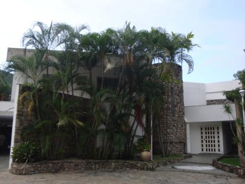 Se vende hermosa casa en Urb. El Parral de Valencia