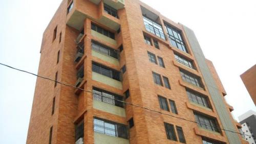 Cód. 14-8903. Apartamento en Venta en Maracaibo. Urb. Bellas Artes  