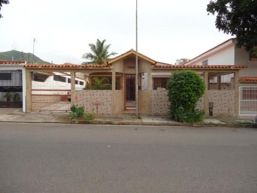 Venta de Casa en Trigal Sur Código 14-8331