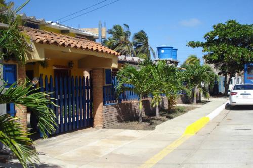 Venta de Casa en Chichiriviche Código 14-6501