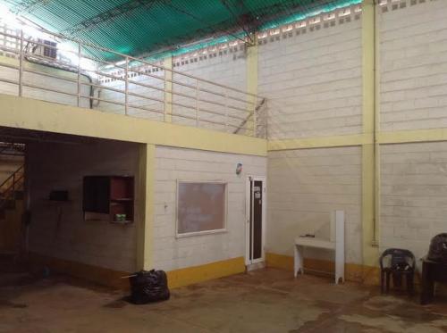 Galpón en Alquiler en Circunvalación 2