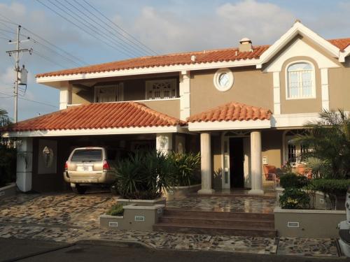 Casa en Villa (Cabimas)