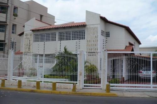 Casa en Sector Fuerzas Armadas 