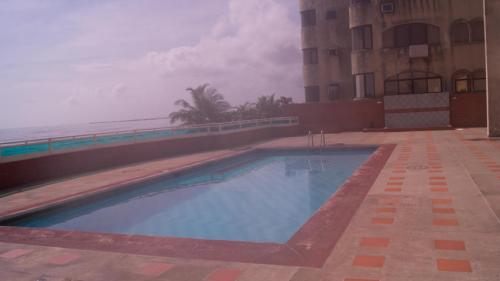 Comodo Apartamento en Tucacas Código 14-12922