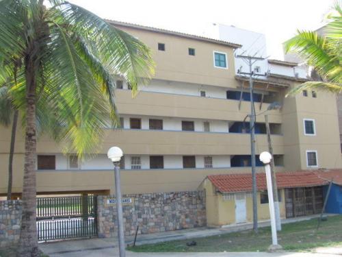 Venta de Bello Apartamento en Tucacas Código 13-5341