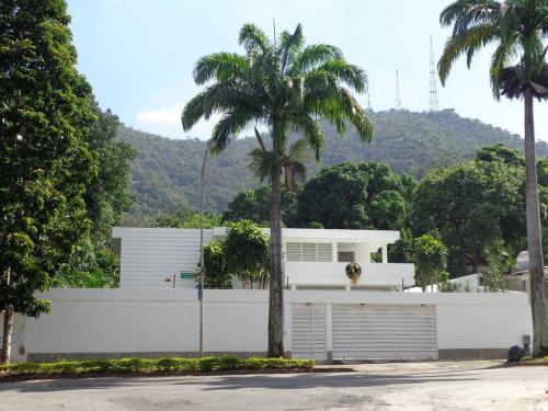  Venta de Hermosa Casa en Trigal Centro  Código 14-13338