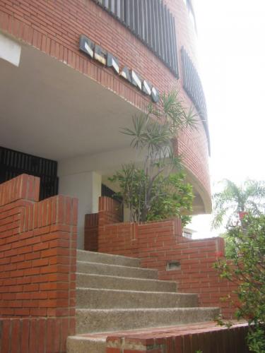 De oportunidad, se vende bonito Penthouse en Tanaguarenas de 220 mts2