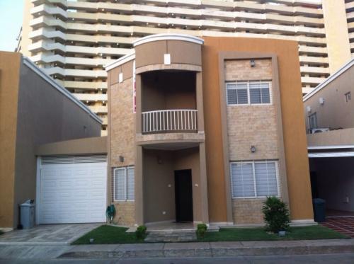 TownHouse en El Milagro