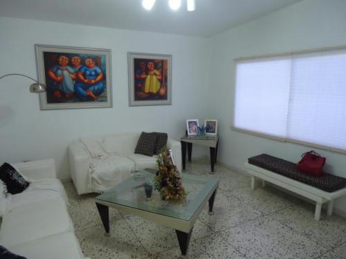 casa en venta el pilar maracaibo mls 15-357