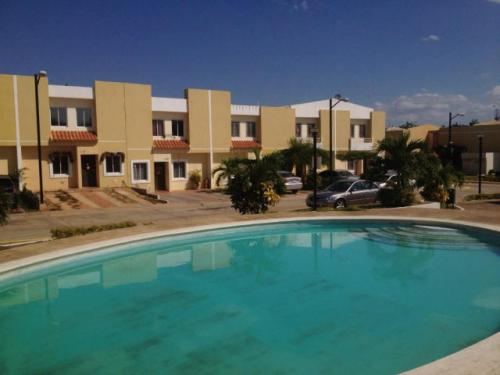 townhouse en venta circunvalacion dos maracaibo mls 15-432