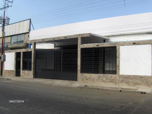 Venta de Galpón con Oficina en San Diego Código 14-5959