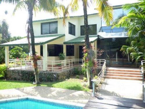 Venta de Casa en El Solar Guataparo Código 14-6479 ybra