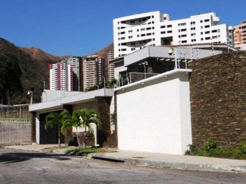 Venta de Casa en El Parral Valencia Código 14-4037 ybra