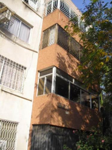 apartamento en venta Av Baralt Maracaibo mls 15-759