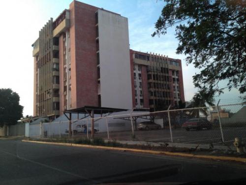 apartamento en venta zona norte maracaibo mls 14-13383