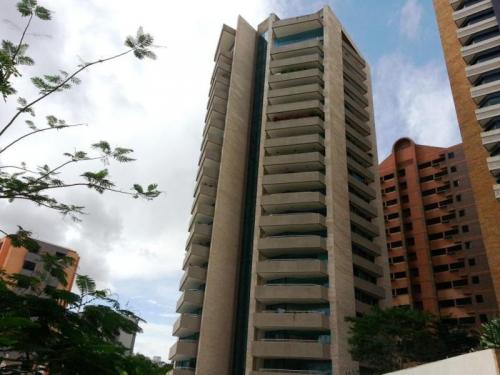 Venta de Apartamento en Valle Blanco Valencia Código 14-7831 ybra