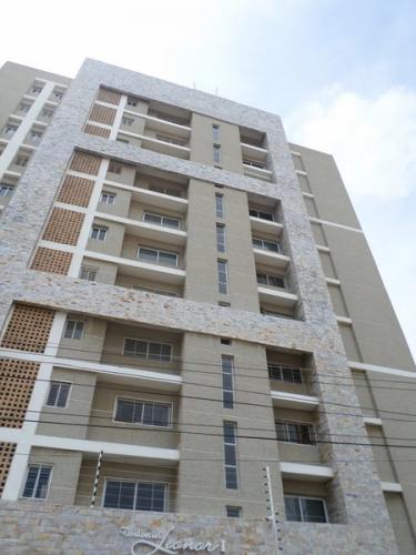 Apartamento ubicado en Sector La Lago 