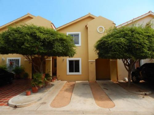 townhouse en venta kilometro 4 san francisco mls 15-1022