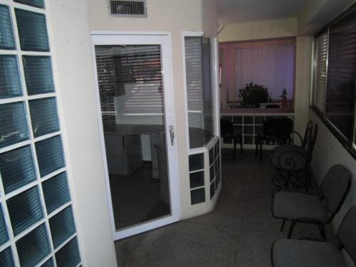 comercial en alquiler las delicias maracaibo mls 15-1009