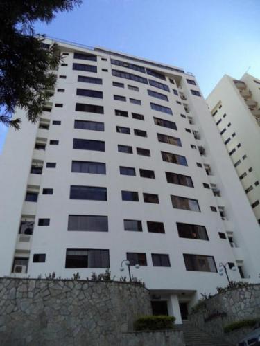 Venta de Apartamento en El Bosque Valencia Código 15-322  ybra