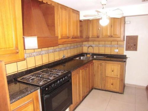 townhouse en venta la picola maracaibo mls 15-1260