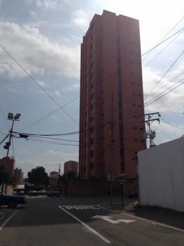 Apartamento en Cecilio Acosta 