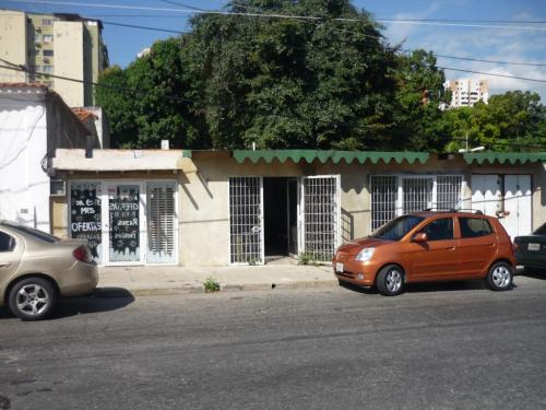 Venta de Casa Comercial en Campo Alegre Valencia Código 15-1488 ybra