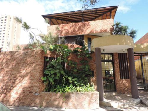 Venta de Bella casa en El Parral Valencia Código 15-313