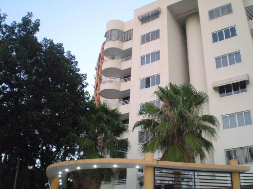 Venta de Apartamento en La Trigaleña Valencia Código 15-1301 ybra