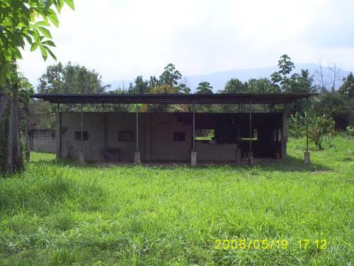 SE VENDE TERRENO DE 4.453 m2 EN EL MUNICIPIO TULIO FEBRES CORDERO