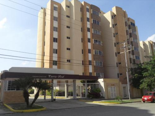 Venta de Apartamento en Naguanagua Mañongo Código 15-539 ybra