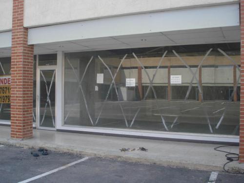 Venta de Local Comercial en Guacara Valencia  15-2282