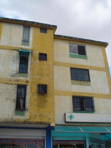 Venta de Apartamento en Tinaquillo Cojedes  15-2270