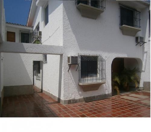 Se vende inmueble ideal para instalar motel para parejas.