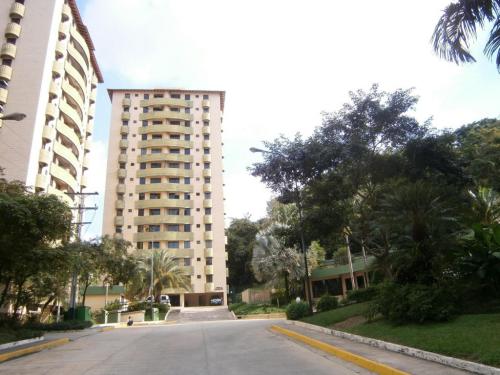 Venta de Apartamento en Parque Mirador  Valencia Código 15-1392 ybra
