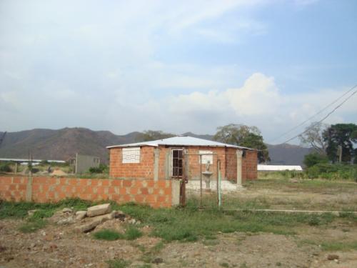 Parcela en Zona Industrial Castillito de 6.000m2, ideal para galpones