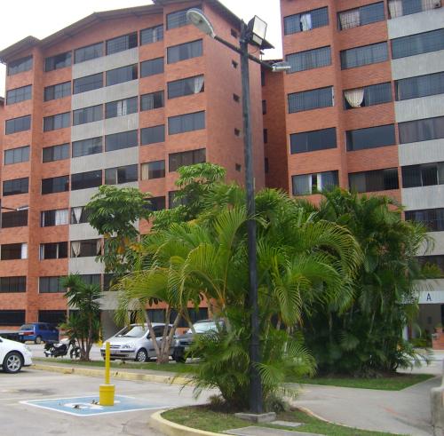 SE VENDE APARTAMENTO EN RESIDENCIA LOS TRIGALES MÉRIDA.