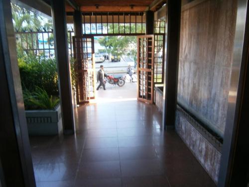 Venta de Oficina en Av. Bolivar Norte de Valencia  15-2629 ybra