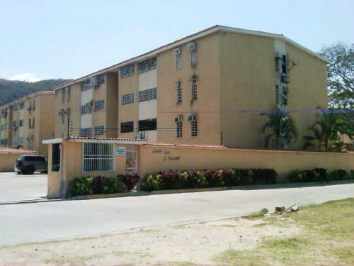 comodo apartamento residencia manantial-naguanagua