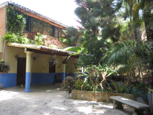 Hermosa finca en San Antonio-Club de Campo