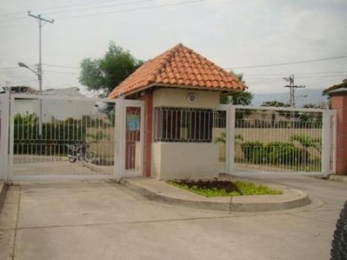 Apartamento en Venta Urb Villas Geica La Moita