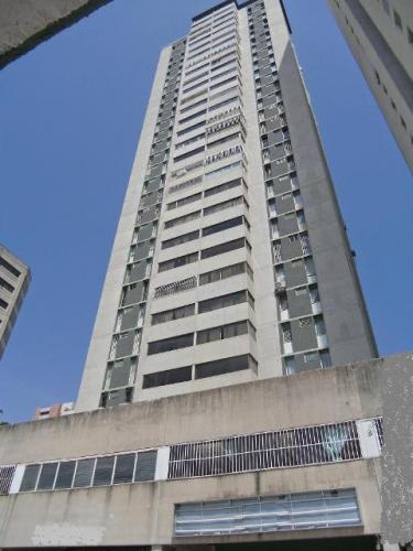 VENDO APARTAMENTO EN LOS DOS CAMINOS