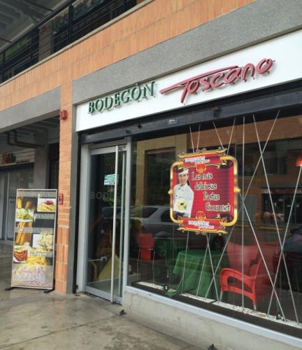 Sky Group traspasa local comercial en C.C. Los Jarales