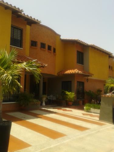 TH EN VENTA EN SAN DIEGO.