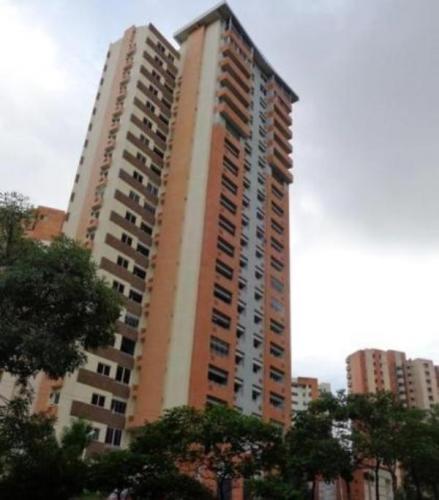 Apartamento en venta en las Chimeneas  #14-12074 CL