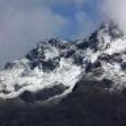 TENEMOS CASAS, APARTAMENTOS, Y TERRENOS A LA VENTA EN MERIDA VENEZUELA.