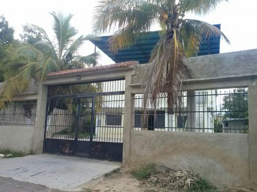 Sky Group Vende Casa en Naguanagua Sector Colinas de Girardot