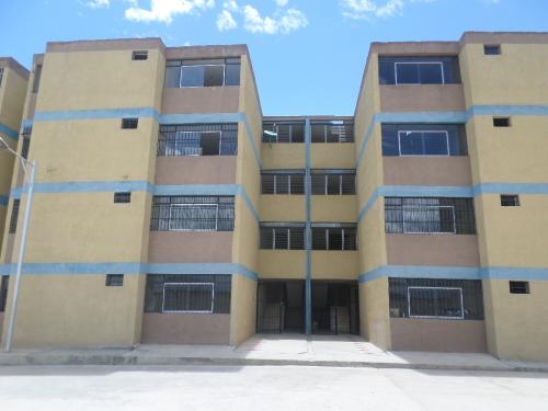 Sky Group Vende Apartamento en Roraima Sector Paraparal