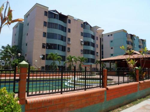 Bonito apartamento en Venta en Los Caobos CG154742