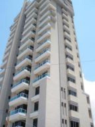 Apartamento En Venta En Avenida El Milagro MLS: 139188